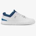 On THE ROGER Advantage: the versatile everyday sneaker - White | Cobalt